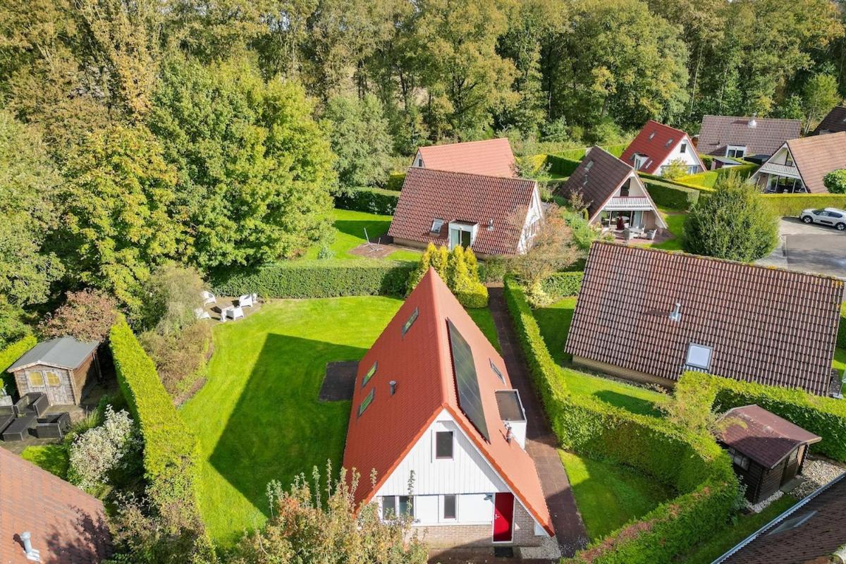 Kleine Zanglijster I Prachtig Huisje Nabij Bosrand Zwiggelte Exterior foto