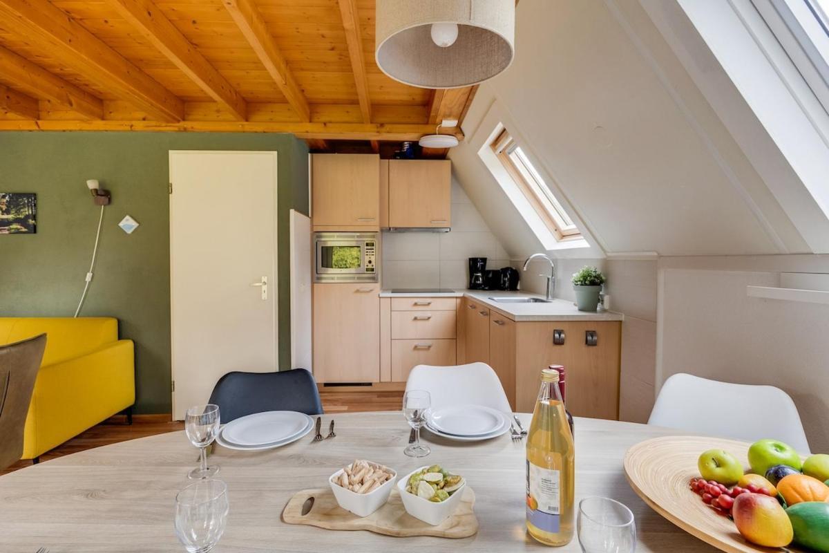 Kleine Zanglijster I Prachtig Huisje Nabij Bosrand Zwiggelte Exterior foto